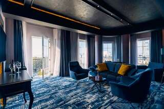 Отель Tapis Rouge Boutique Hotel Батуми Улучшенный люкс с видом на море-7