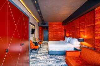 Отель Tapis Rouge Boutique Hotel Батуми Двухместный номер Делюкс с 1 кроватью или 2 отдельными кроватями и видом на море-3